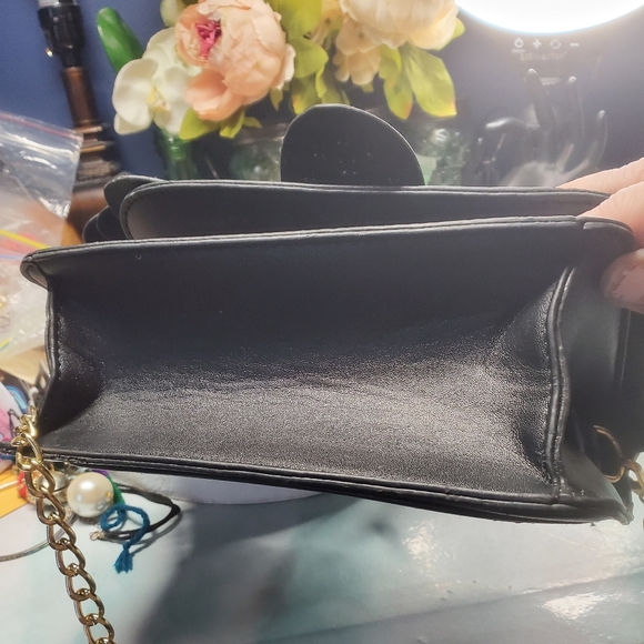 Beautiful colorful purse zipper for the inside pocket and snap button for flap - Picture 9 of 15